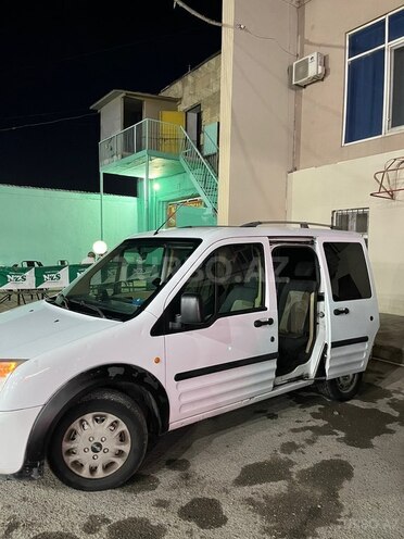 Ford Tourneo Connect-9