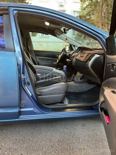 Toyota Prius-14