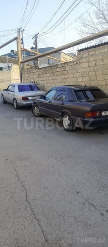 Mercedes 190-6