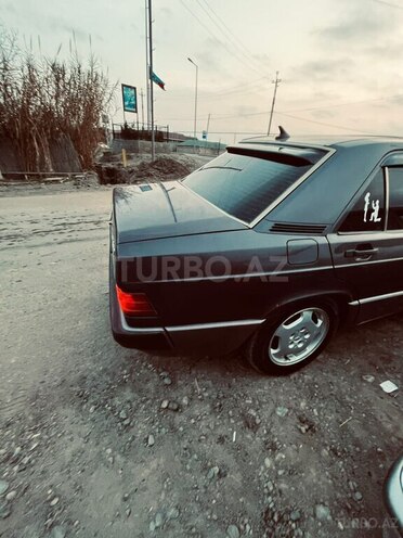 Mercedes 190-7