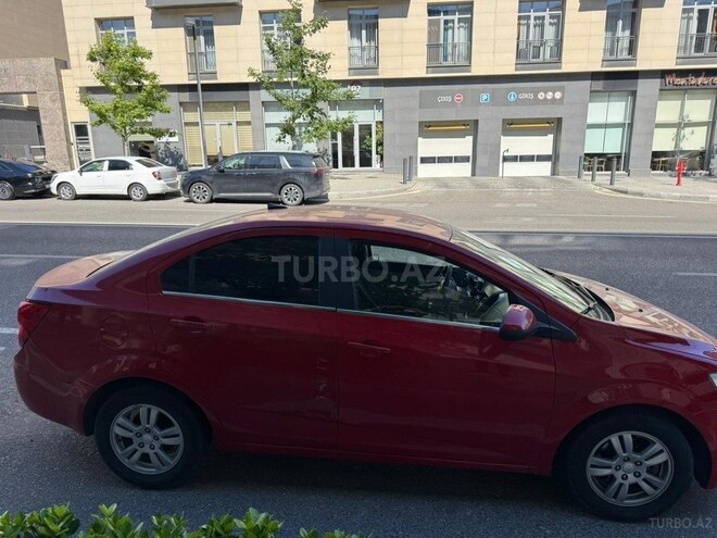 Chevrolet Aveo-3