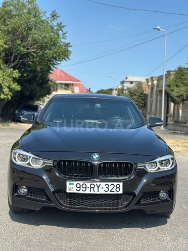 BMW 320-1