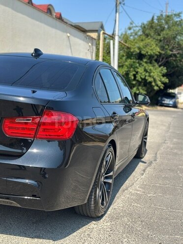 BMW 320-6