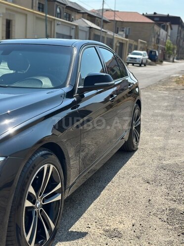 BMW 320-11