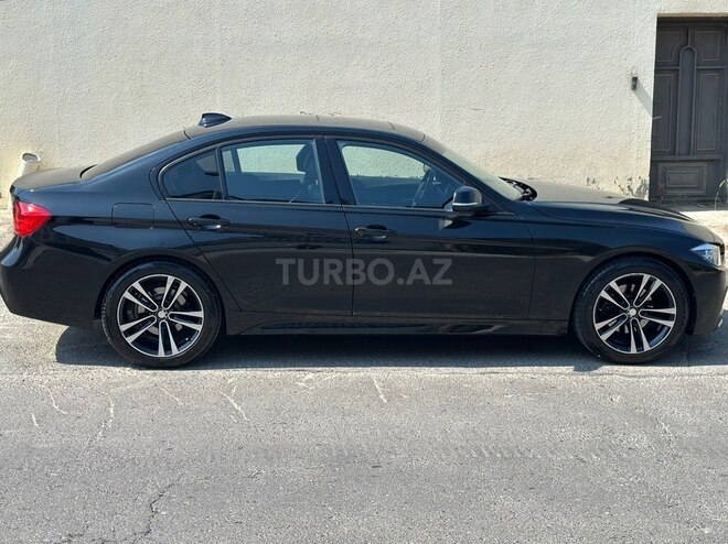 BMW 320-10