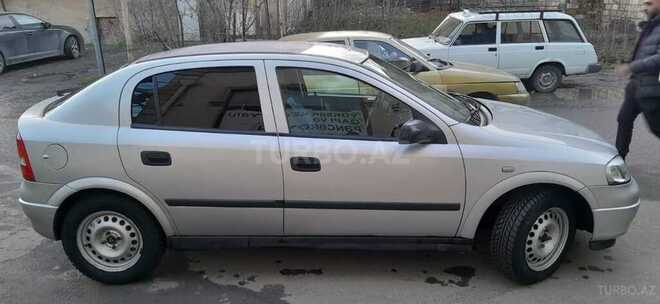 Opel Astra-3