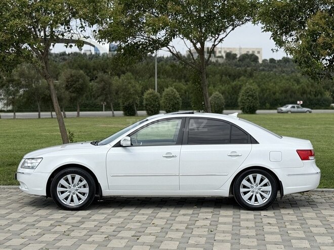 Hyundai Sonata-18