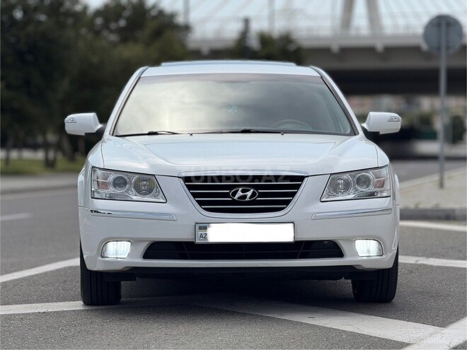Hyundai Sonata-11
