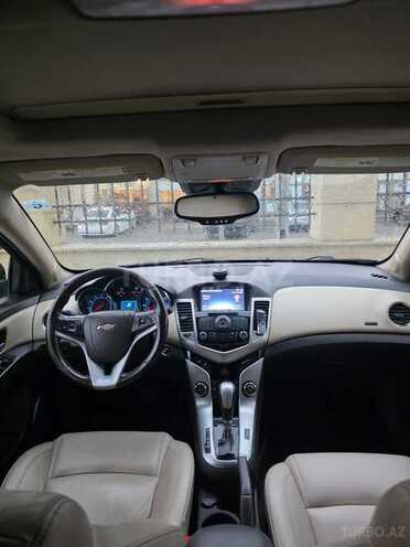 Chevrolet Cruze-9