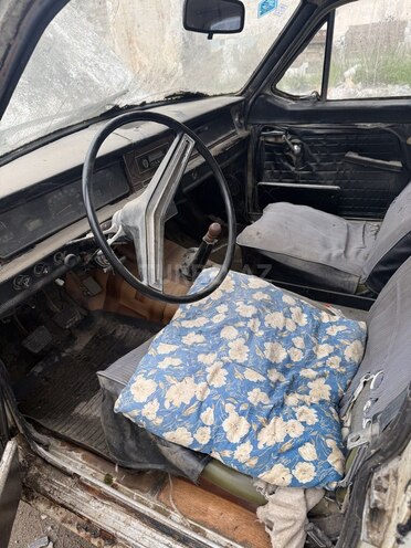 GAZ 24 "Volga"-5