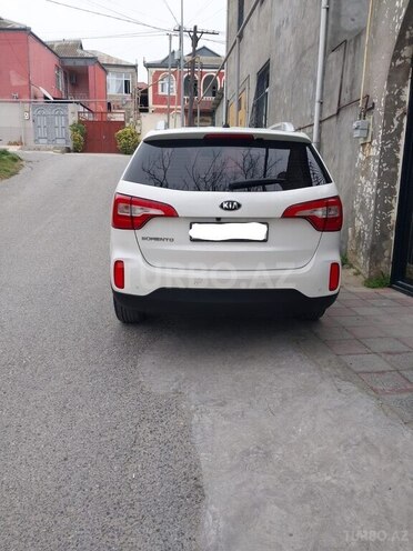 Kia Sorento-2