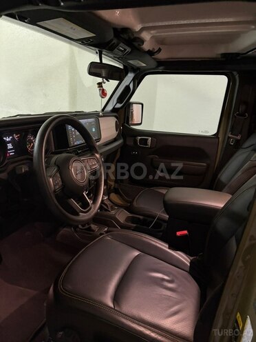 Jeep Wrangler-5