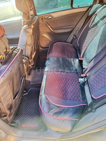 Mercedes C 200-10