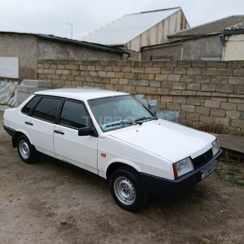 LADA (VAZ) 21099-9