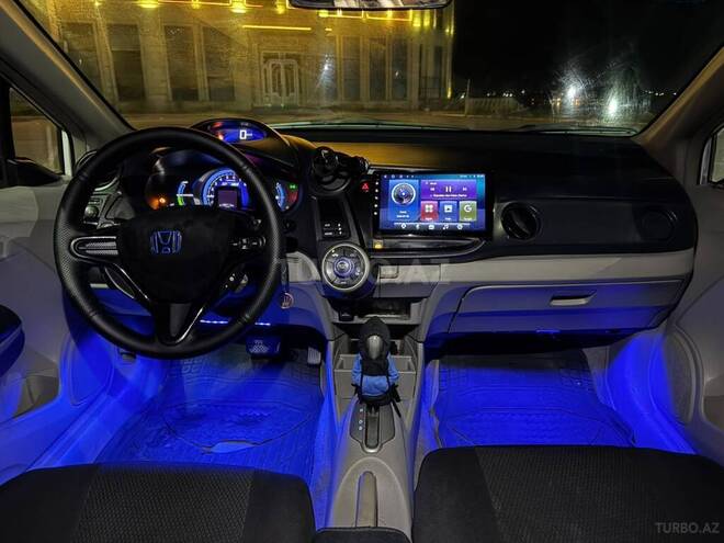 Honda Insight-9