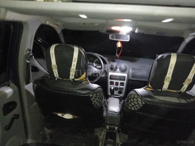 Dacia Logan-9