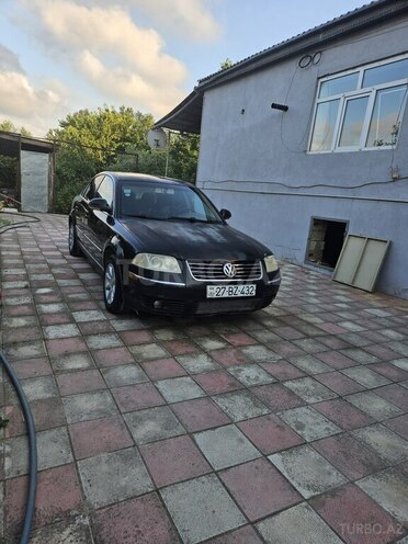 Volkswagen Passat-2