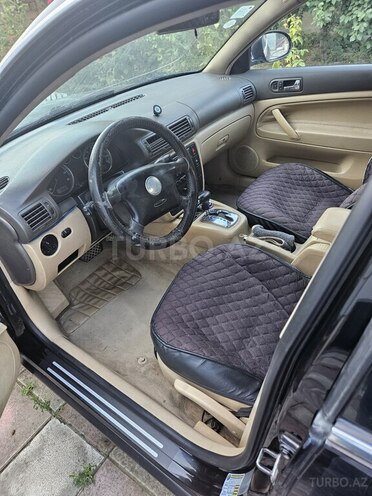 Volkswagen Passat-7