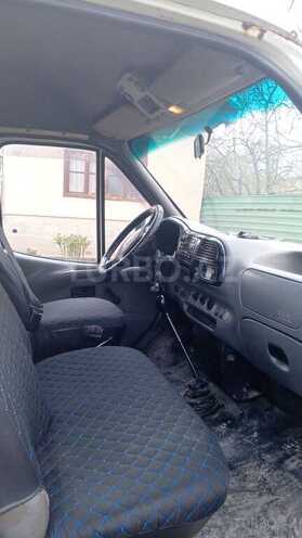 Ford Transit-5