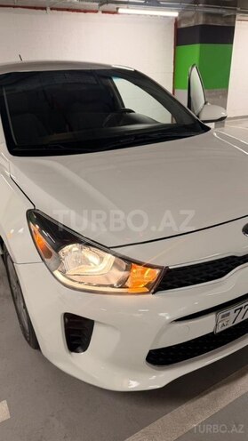 Kia Rio-2
