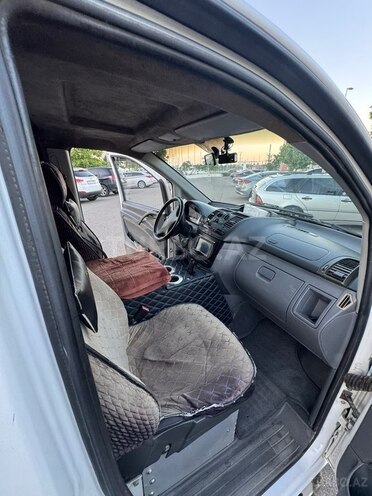 Mercedes Vito 111 CDI-3