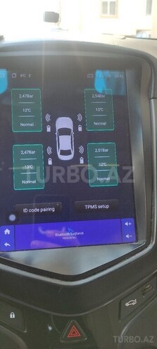 Chevrolet Cruze-10