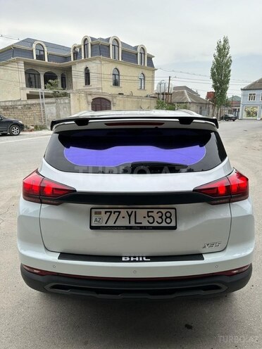 Baic X35-4