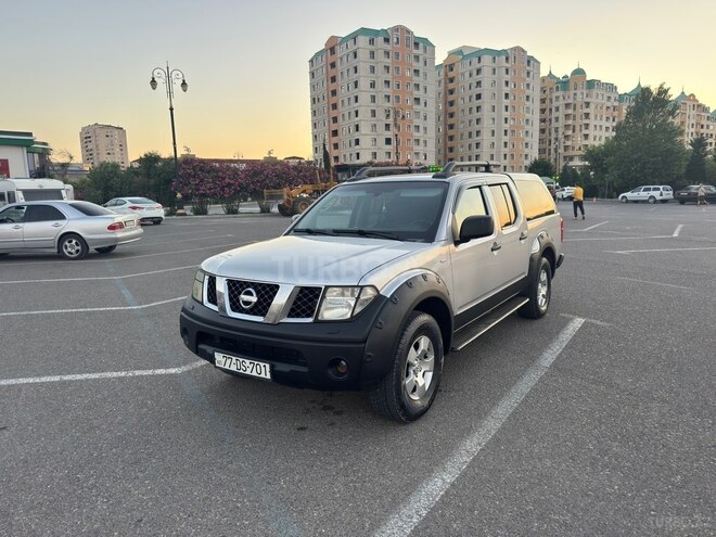 Nissan Navara-4