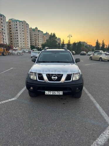 Nissan Navara-2