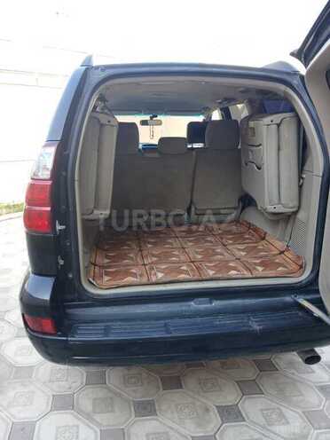 Toyota Land Cruiser Prado-8