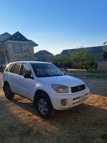Toyota RAV4-2