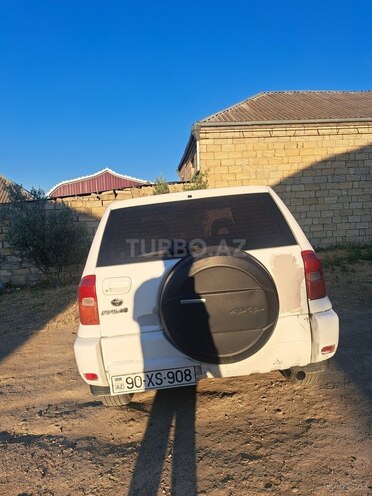 Toyota RAV4-8