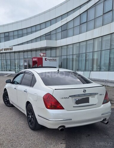 Nissan Teana-3