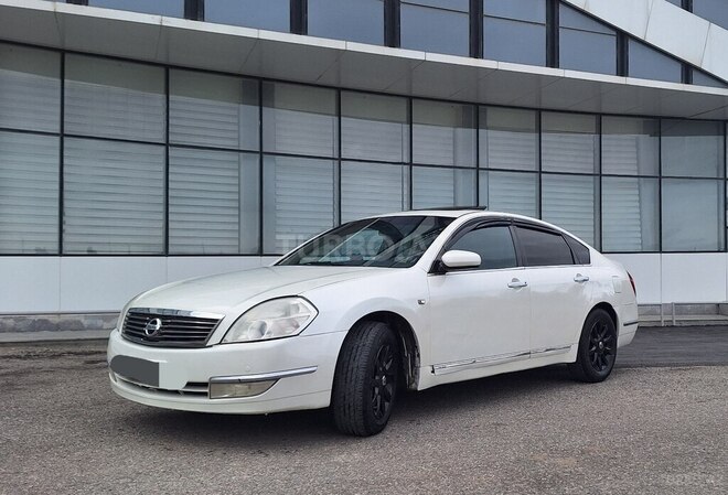 Nissan Teana-12