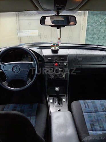 Mercedes C 220-5