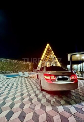 Chevrolet Cruze-2