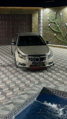 Chevrolet Cruze-1