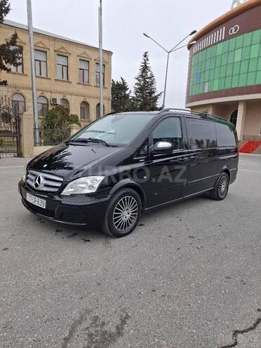 Mercedes Viano-3