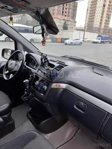Mercedes Viano-16