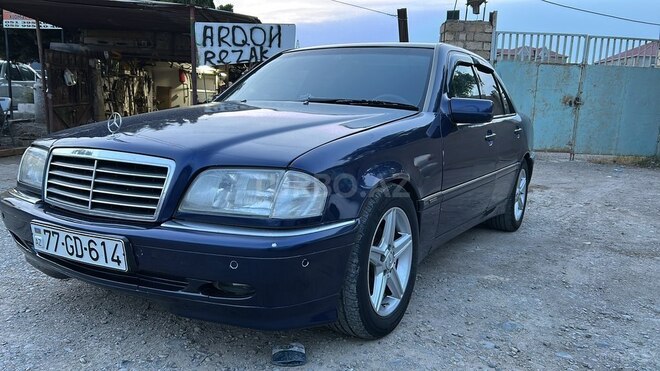 Mercedes C 200-2