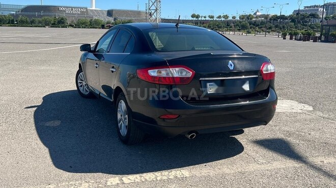 Renault Fluence-5