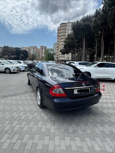Mercedes E 220-8