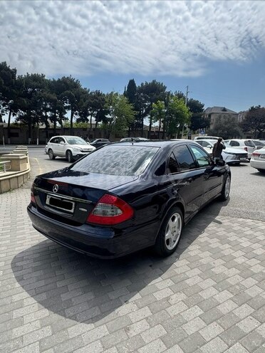 Mercedes E 220-7