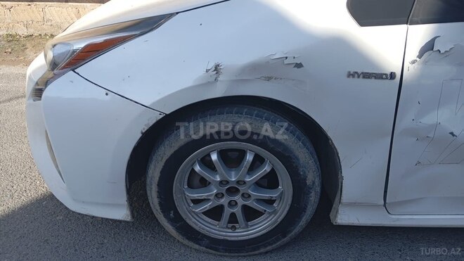 Toyota Prius-3