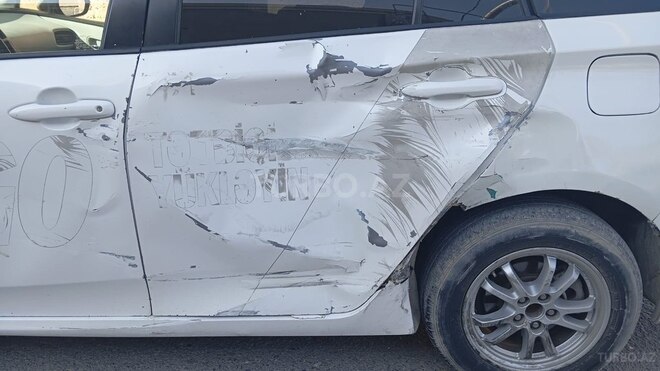 Toyota Prius-7