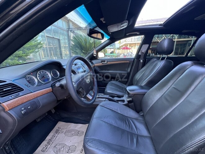 Hyundai Sonata-17