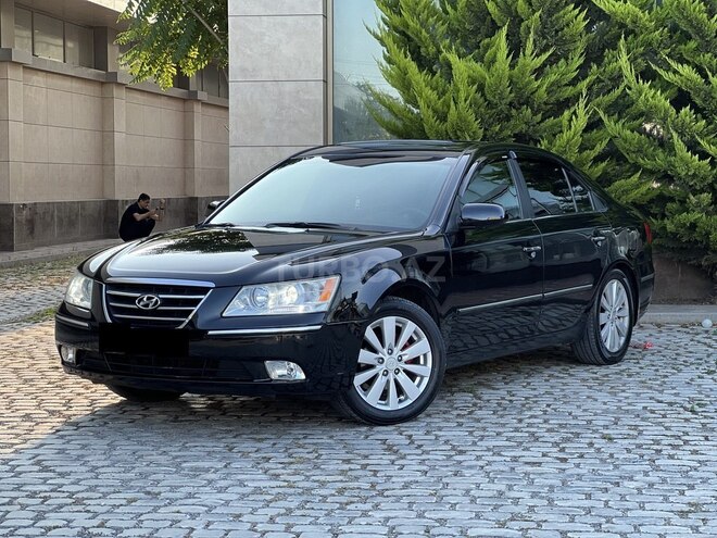 Hyundai Sonata-1