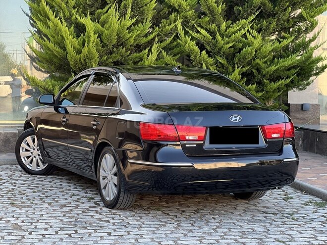 Hyundai Sonata-9