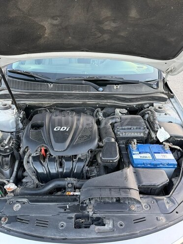Kia Optima-11