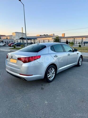 Kia Optima-4